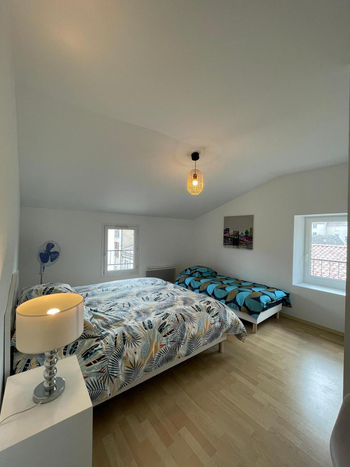 Superbe Appartement Avec 2 Chambres - 9 Personnes - Parking Prive Турнон-сюр-Рон Екстериор снимка